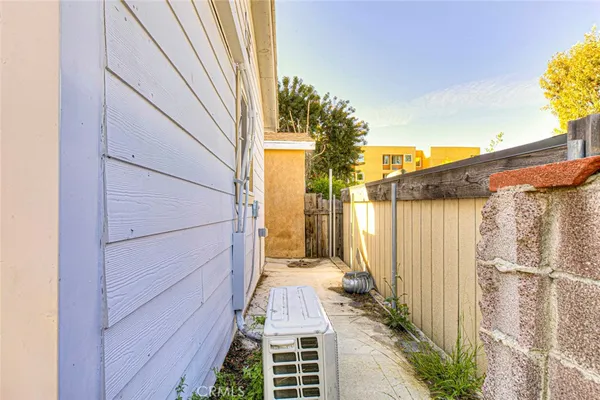 $1,030,000 | 10535 Nassau Avenue, Sunland, CA 91040