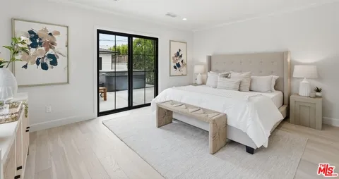 $3,295,000 | 3647 Barry Avenue, Los Angeles, CA 90066