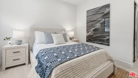 $3,295,000 | 3647 Barry Avenue, Los Angeles, CA 90066