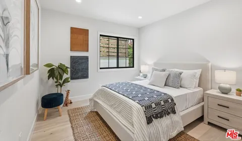$3,295,000 | 3647 Barry Avenue, Los Angeles, CA 90066