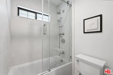 $3,295,000 | 3647 Barry Avenue, Los Angeles, CA 90066