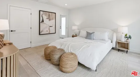 $3,295,000 | 3647 Barry Avenue, Los Angeles, CA 90066