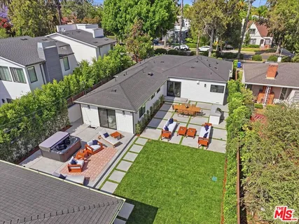 $3,295,000 | 3647 Barry Avenue, Los Angeles, CA 90066