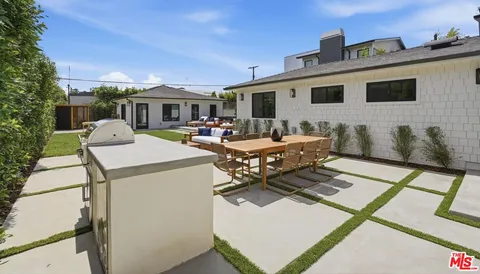 $3,295,000 | 3647 Barry Avenue, Los Angeles, CA 90066