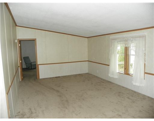 83 Reagan Road Mount Pleasant, PA 15666 - Photo 3 of 12 Living Room. Almost brand spankin new! Bright & cheerful!!