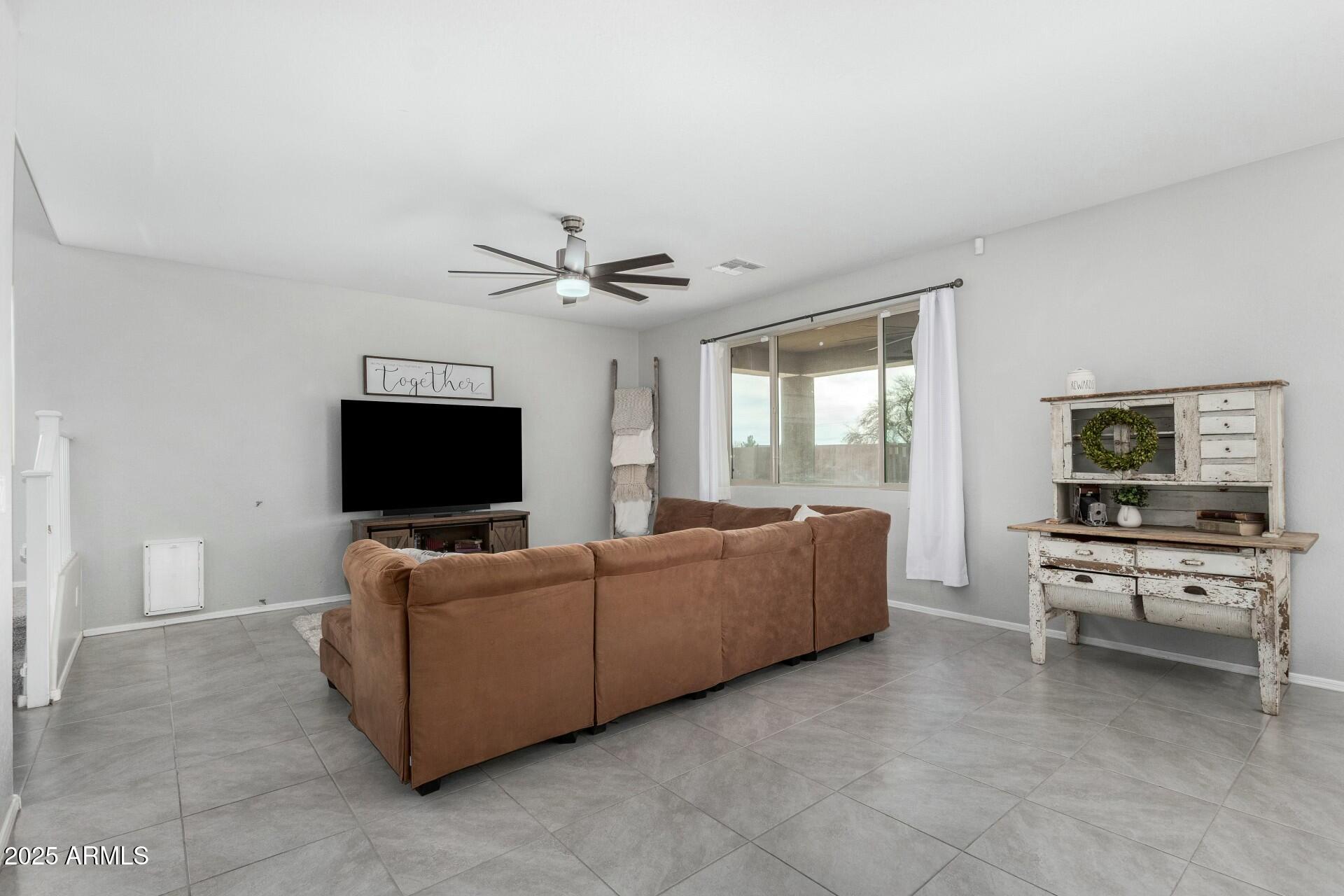 24032 Rooster Road Florence, AZ 85132 - Photo 11 of 87 Great Room