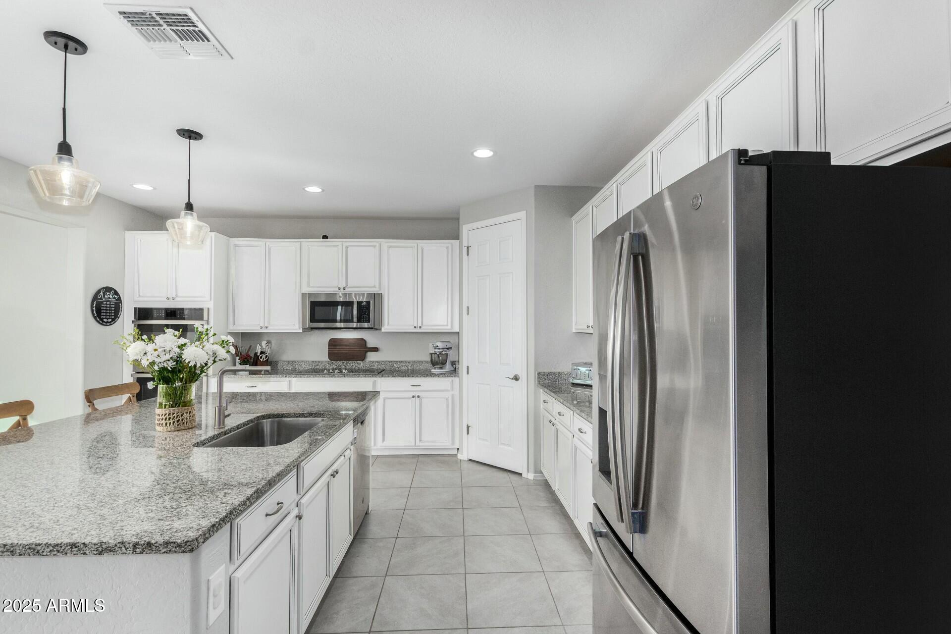 24032 Rooster Road Florence, AZ 85132 - Photo 14 of 87 Kitchen