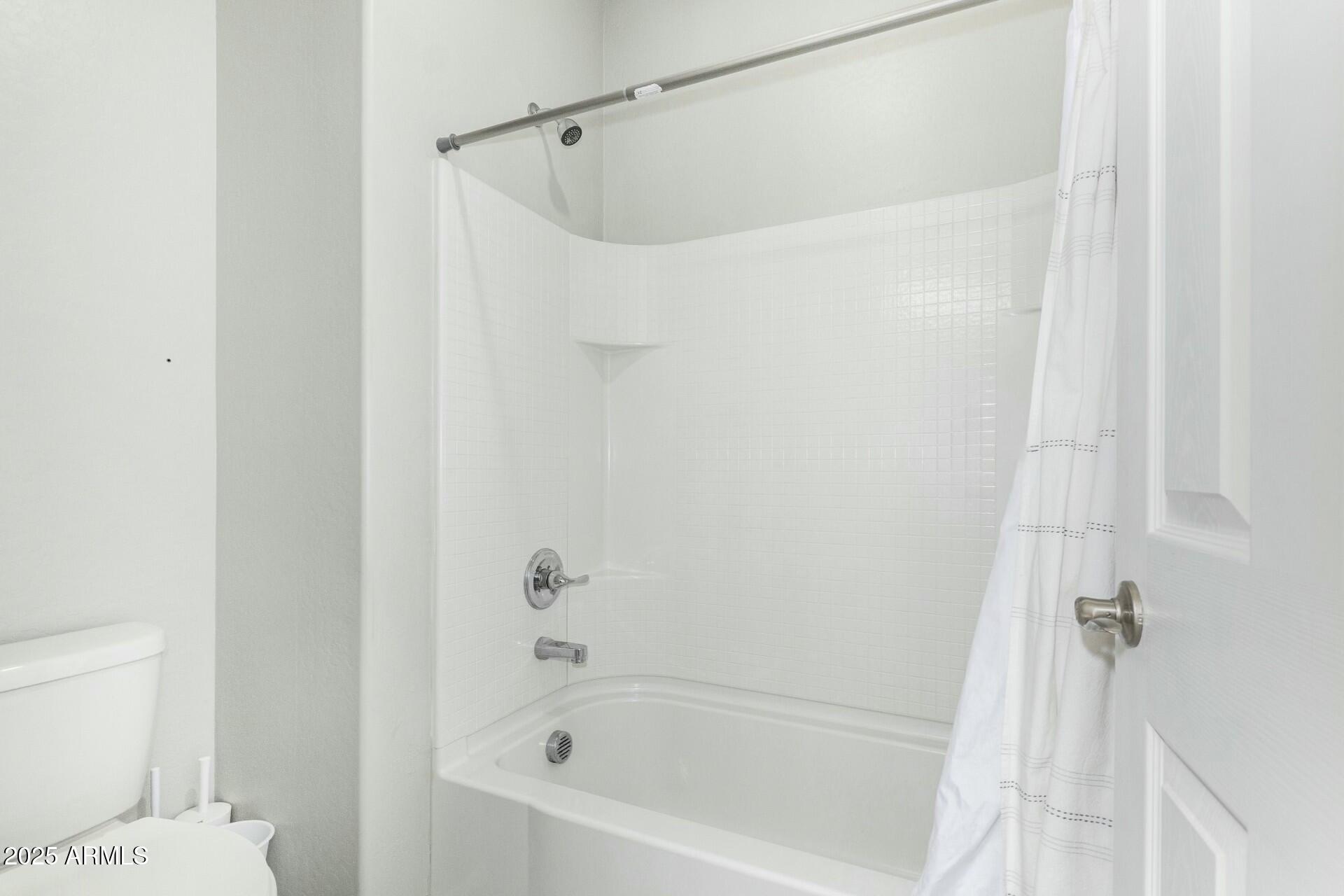 24032 Rooster Road Florence, AZ 85132 - Photo 39 of 87 Bathroom 3