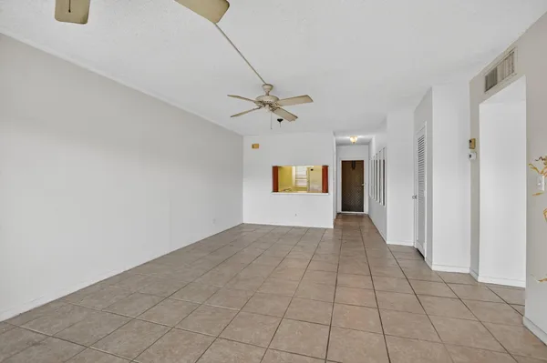 $199,000 | 1319 East Hillsboro Boulevard, Unit 110, Deerfield Beach, FL 33441