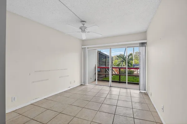 $199,000 | 1319 East Hillsboro Boulevard, Unit 110, Deerfield Beach, FL 33441
