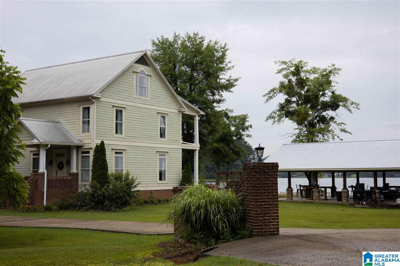 1091 Cedar Creek Road Sylacauga, AL 35151 - Photo 2 of 36