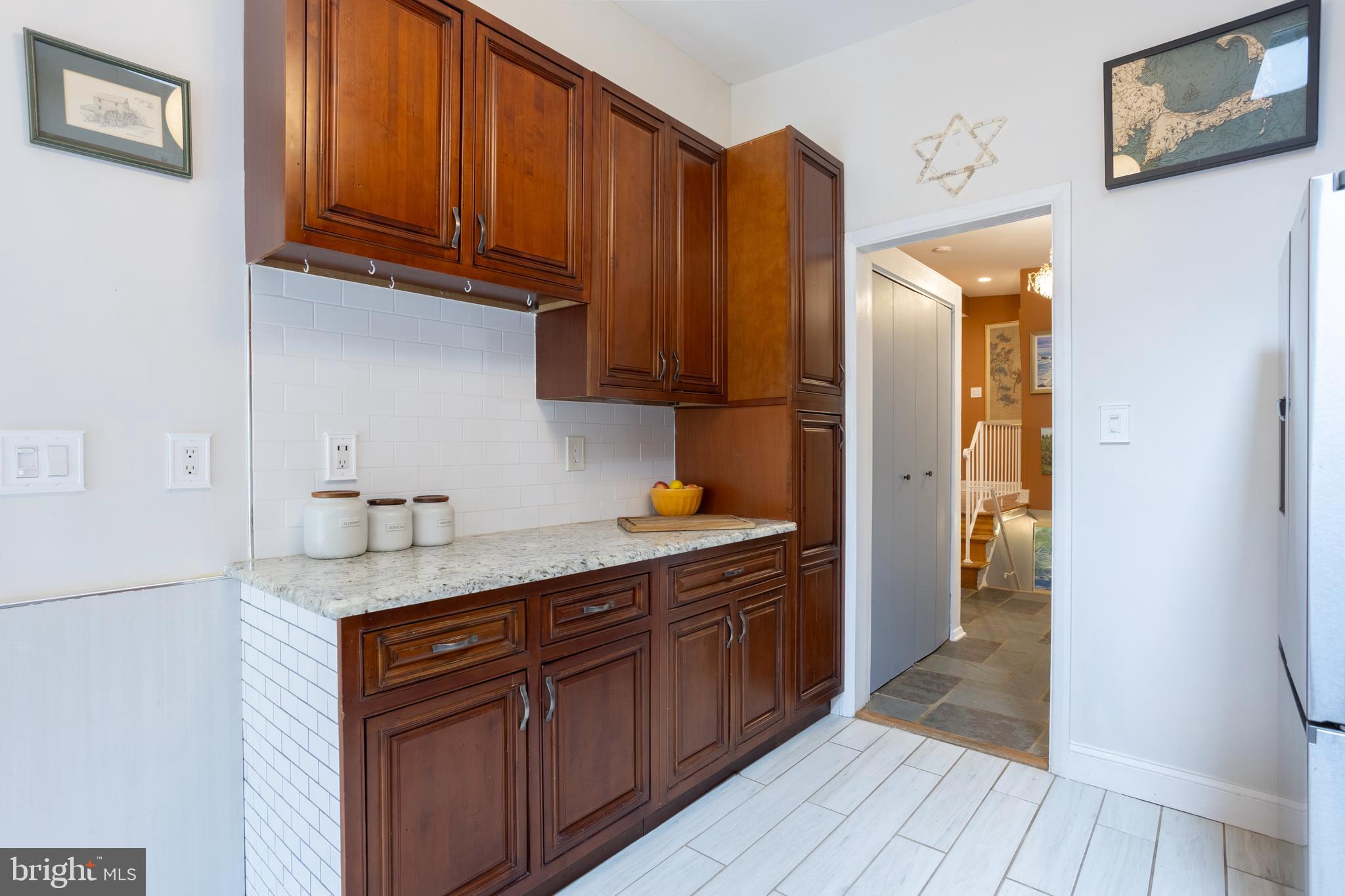 3301 Midfield Road Baltimore, MD 21208 - Photo 21 of 58