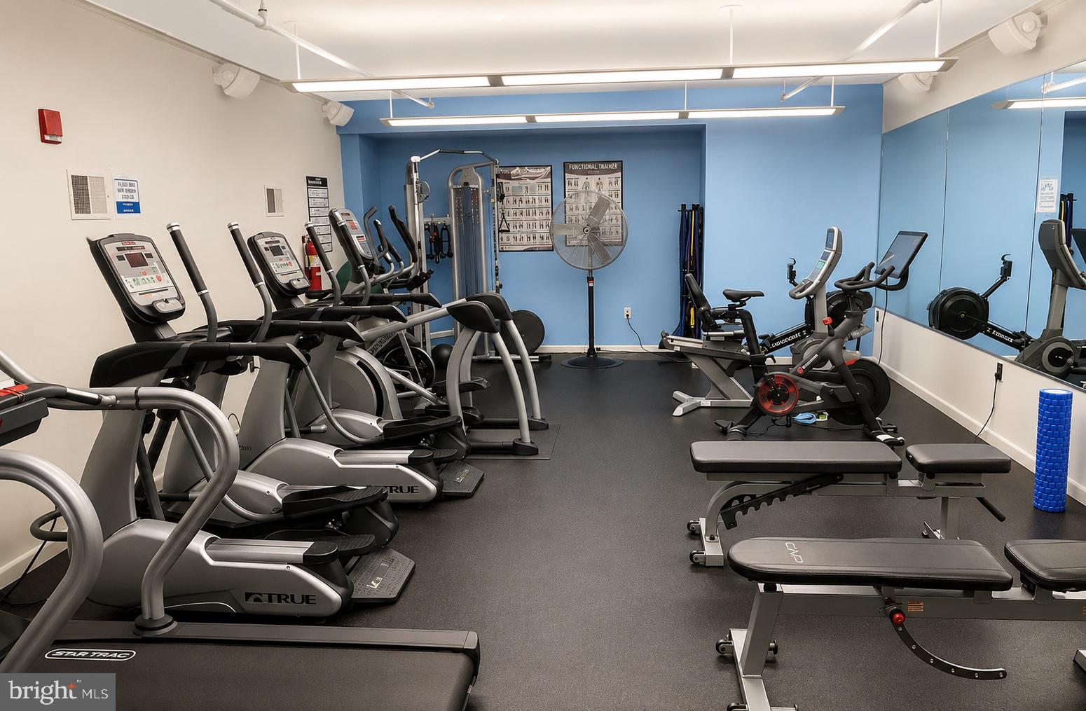 1300 N Street Northwest, Unit 116 Washington, DC 20005 - Photo 11 of 12