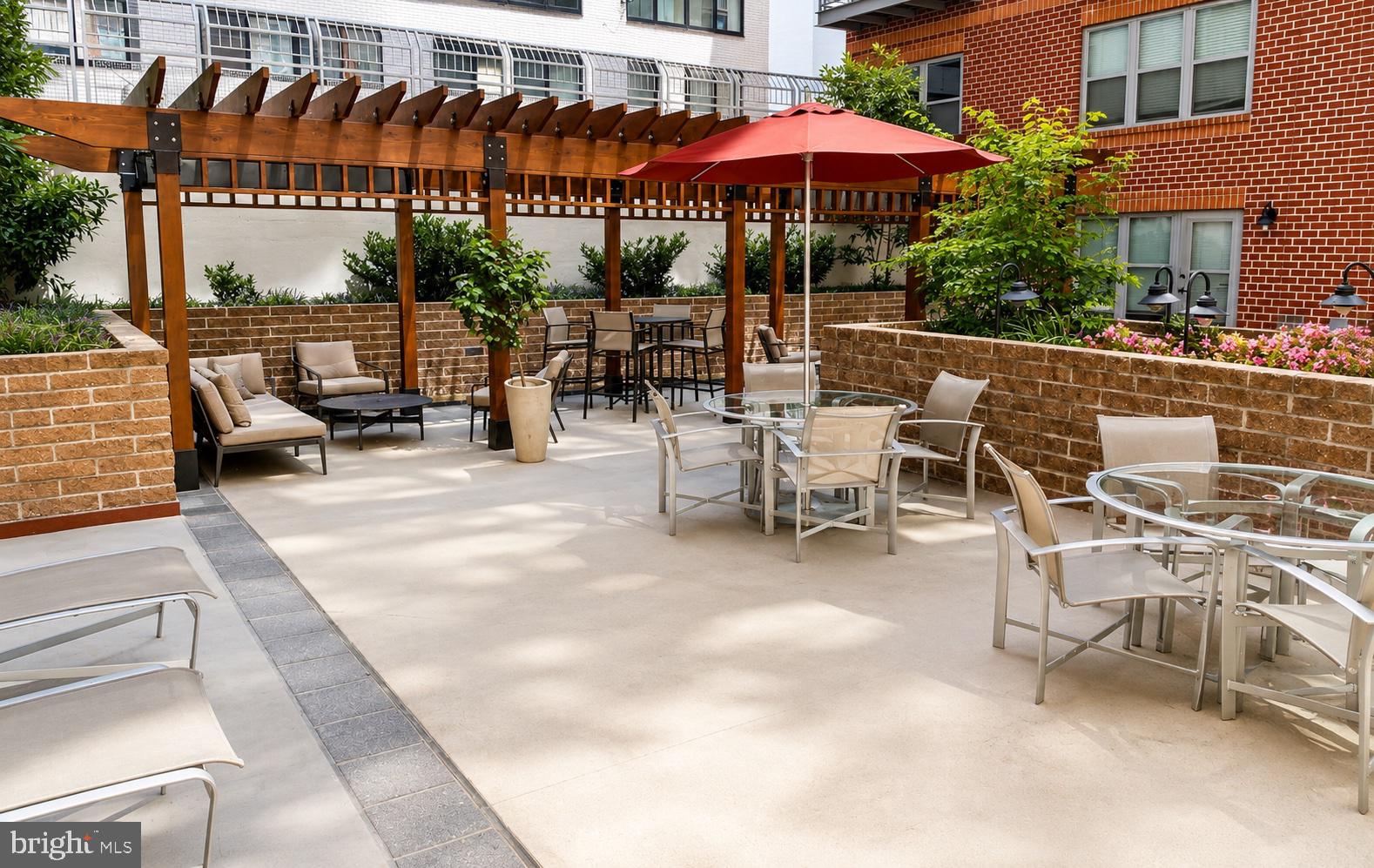 1300 N Street Northwest, Unit 116 Washington, DC 20005 - Photo 4 of 12