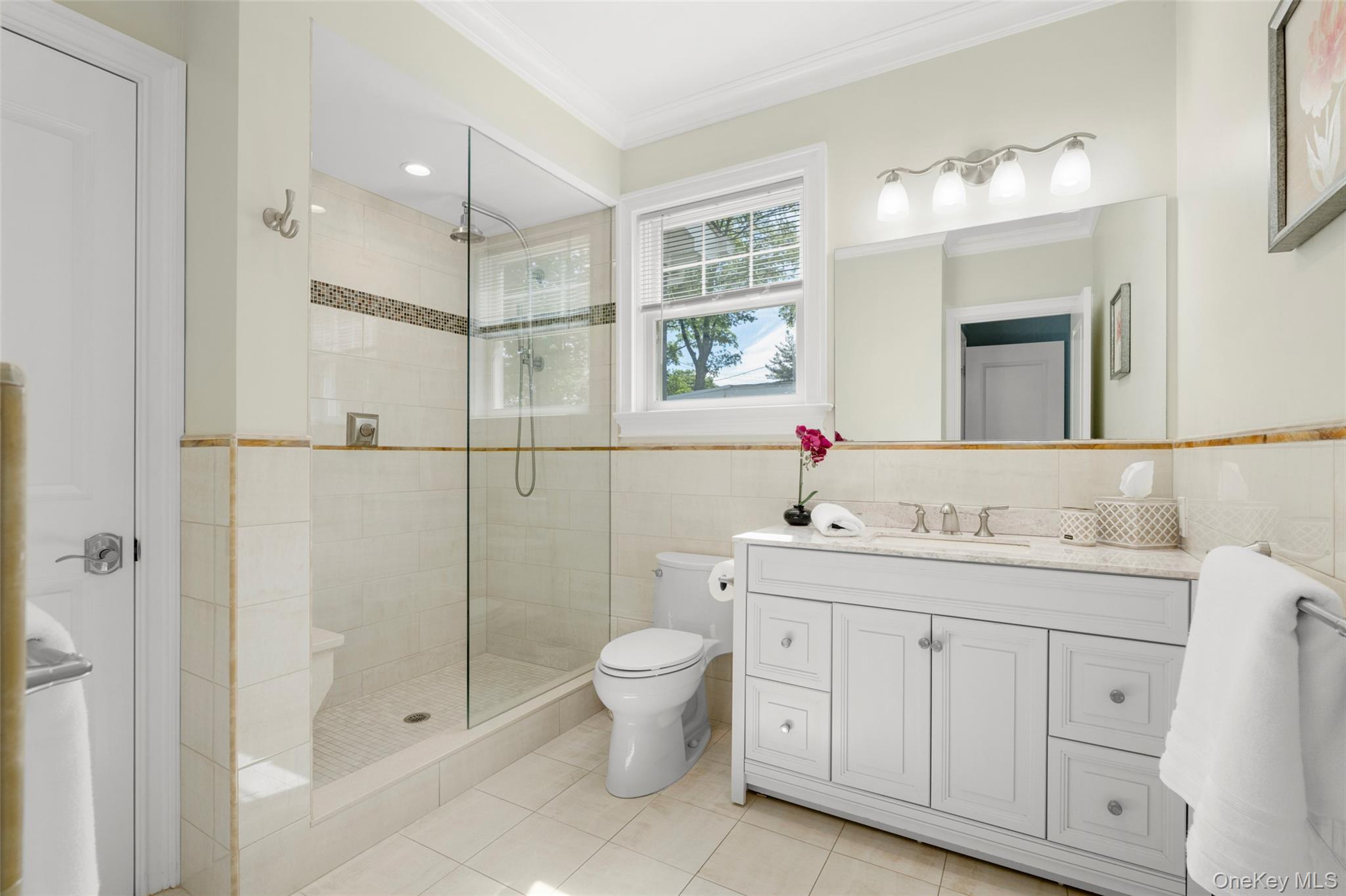 17 Clover Place New Rochelle, NY 10805 - Photo 24 of 50