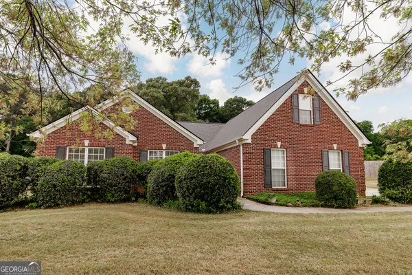 $330,000 | 416 Camden Drive, Winder, GA 30680