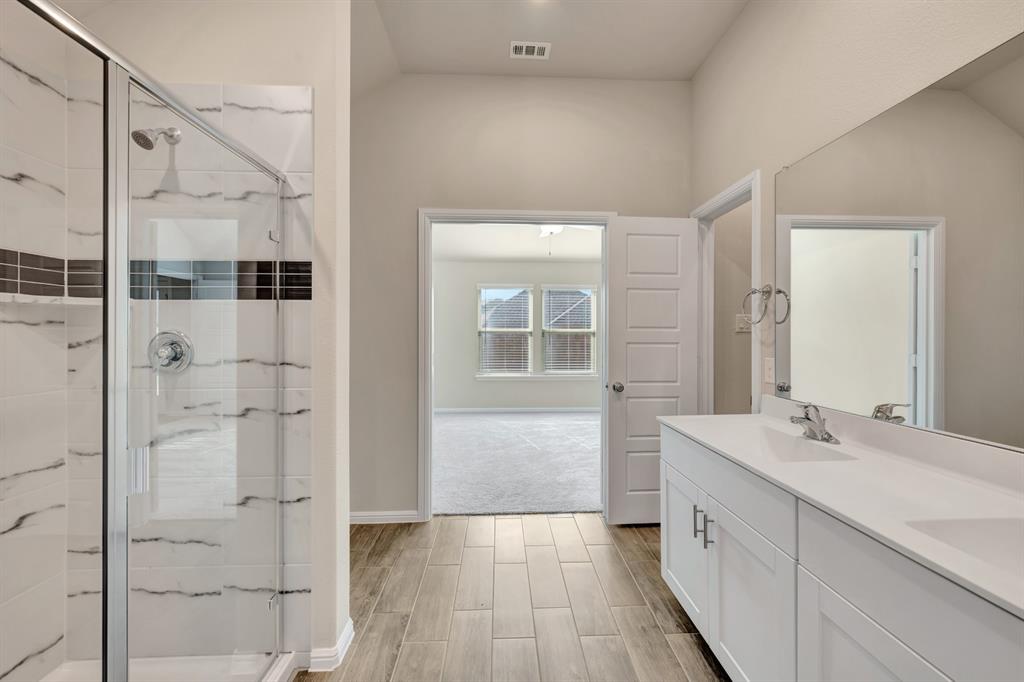 417 Wydown Drive Princeton, TX 75407 - Photo 5 of 40