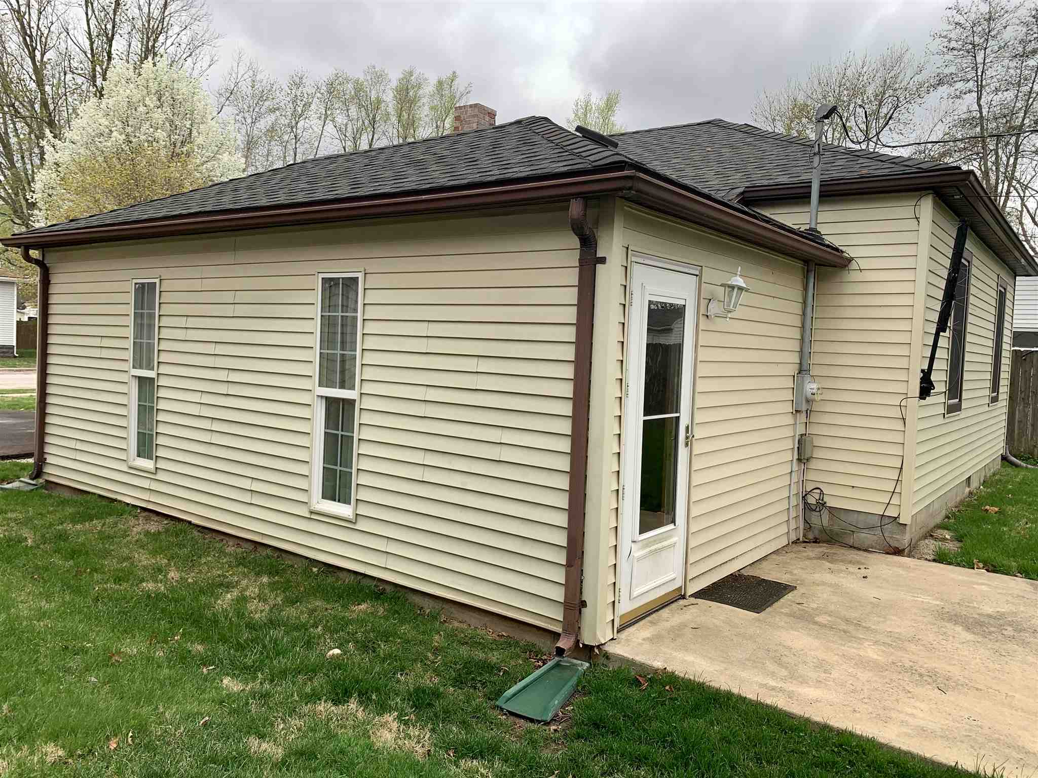 811 Monroe Street Pawnee, IL 62558 - Photo 14 of 15
