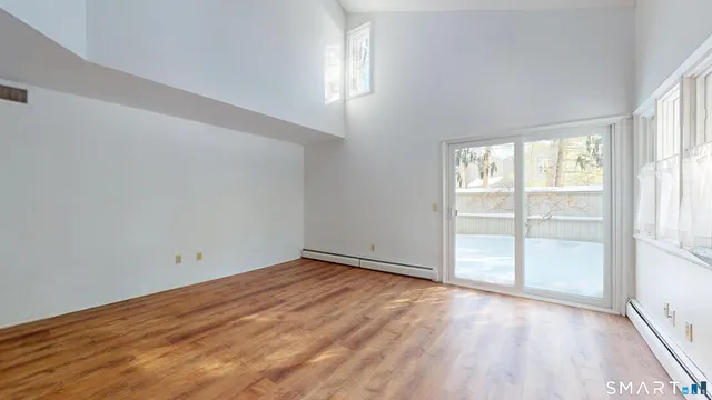 $2,550 | 6 Lyle Court, Unit C, Farmington, CT 06032