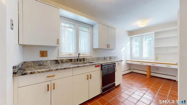 $2,550 | 6 Lyle Court, Unit C, Farmington, CT 06032