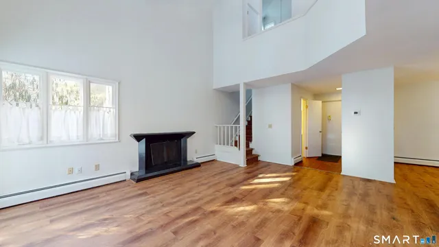 $2,550 | 6 Lyle Court, Unit C, Farmington, CT 06032