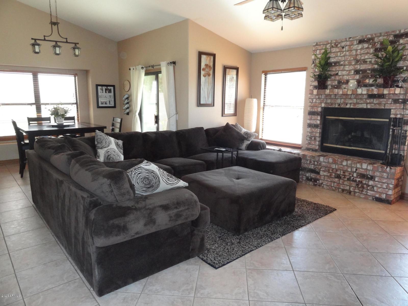 4113 West Alameda Road Glendale, AZ 85310 - Photo 2 of 9 alameda living dining room