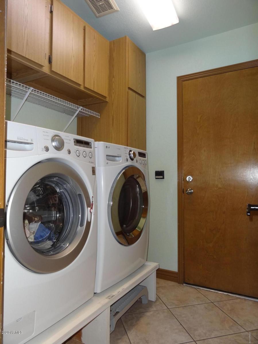 4113 West Alameda Road Glendale, AZ 85310 - Photo 8 of 9 alameda laundry