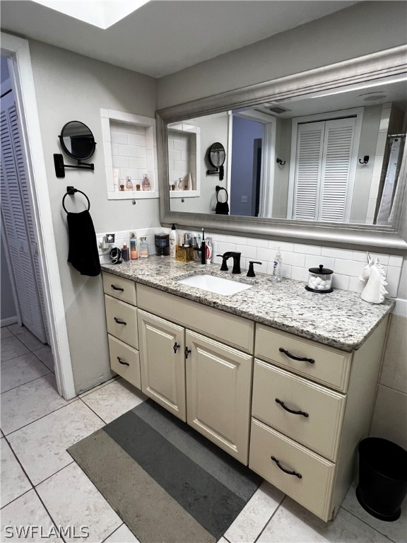 18512 Sebring Road Fort Myers, FL 33967 - Photo 11 of 20 Gallery Image 11