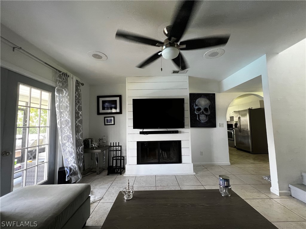 18512 Sebring Road Fort Myers, FL 33967 - Photo 6 of 20 Gallery Image 6