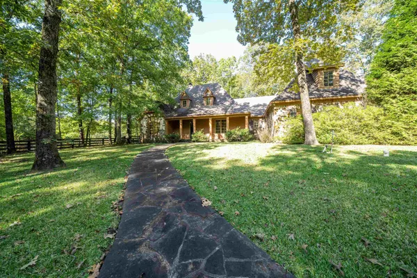 $869,900 | 6355 Jernigan Drive, Somerville, TN 38068