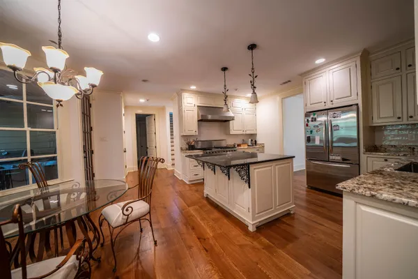 $869,900 | 6355 Jernigan Drive, Somerville, TN 38068