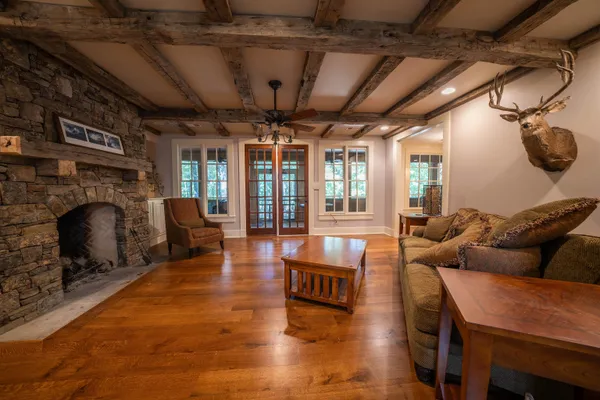 $869,900 | 6355 Jernigan Drive, Somerville, TN 38068