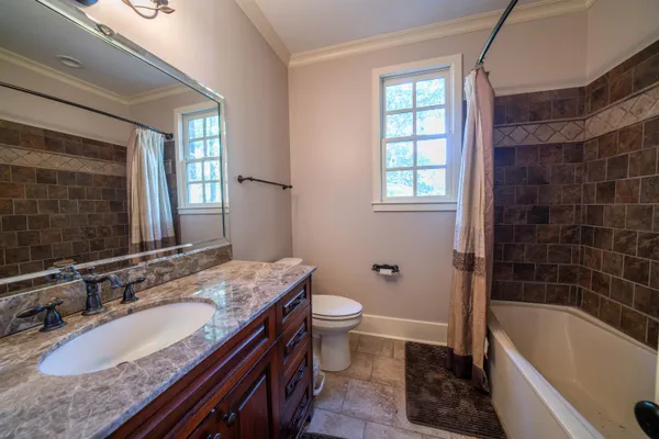 $869,900 | 6355 Jernigan Drive, Somerville, TN 38068