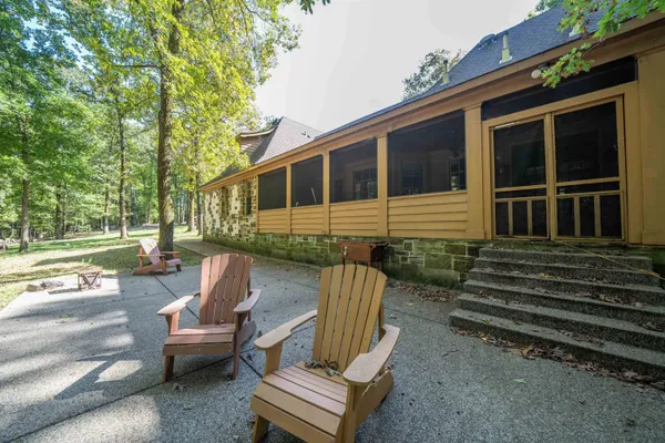 $869,900 | 6355 Jernigan Drive, Somerville, TN 38068