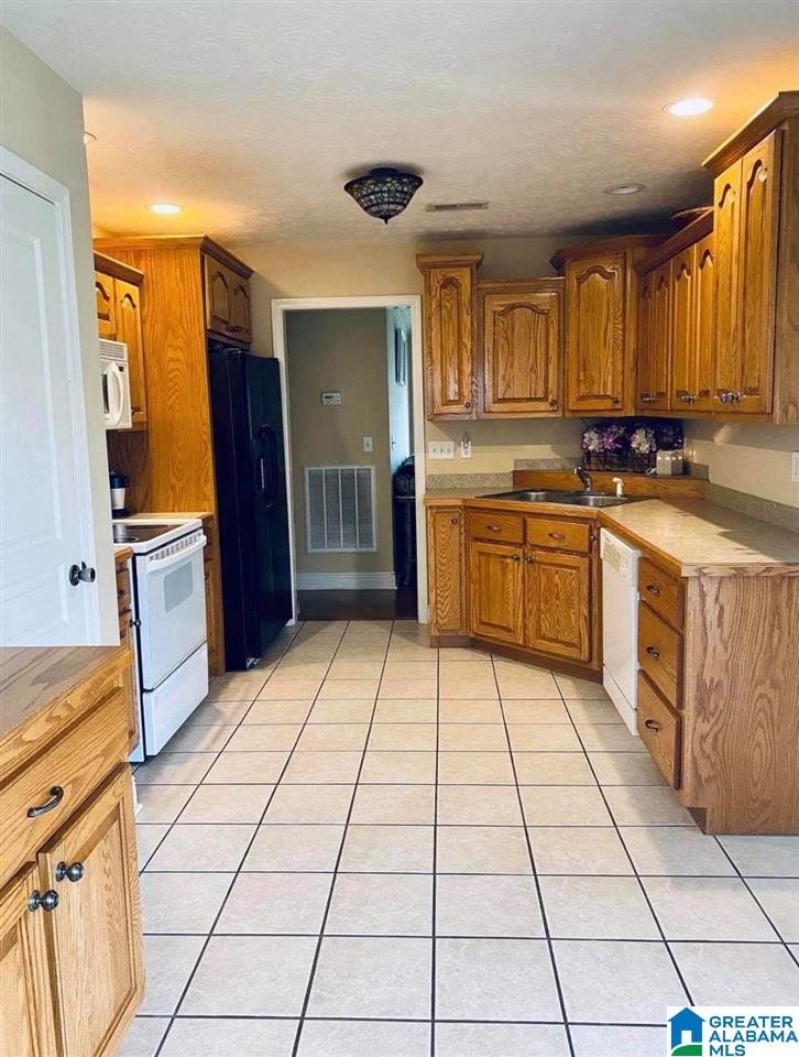 45 County Road 941 Clanton, AL 35045 - Photo 5 of 12