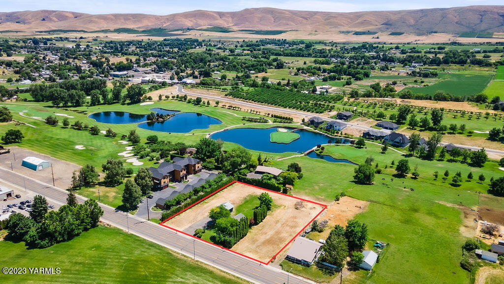 9206 Occidental Road Yakima, WA 98903 - Photo 20 of 23 an aerial view of a city