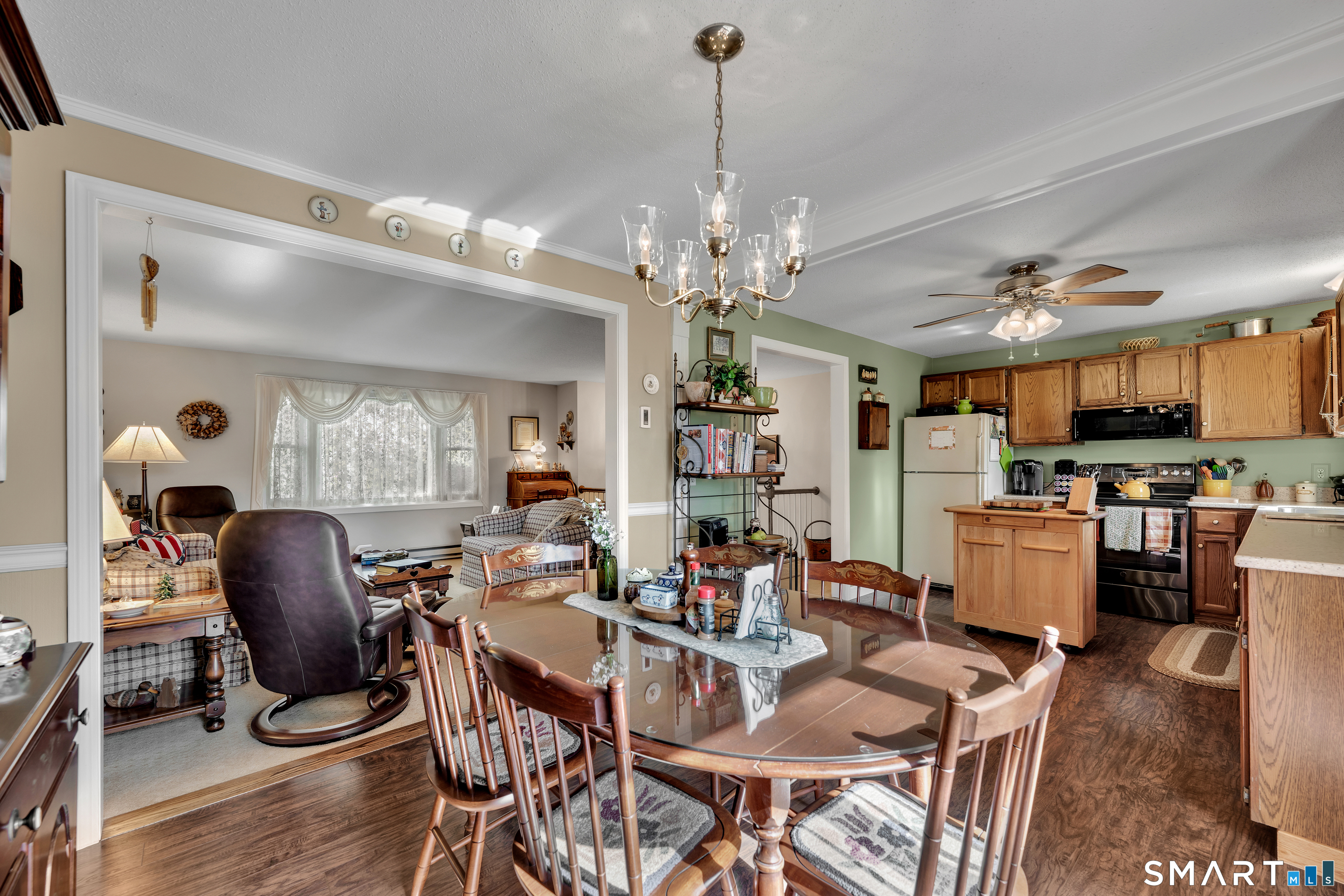 280 Spindle Hill Road Wolcott, CT 06716 - Photo 10 of 39
