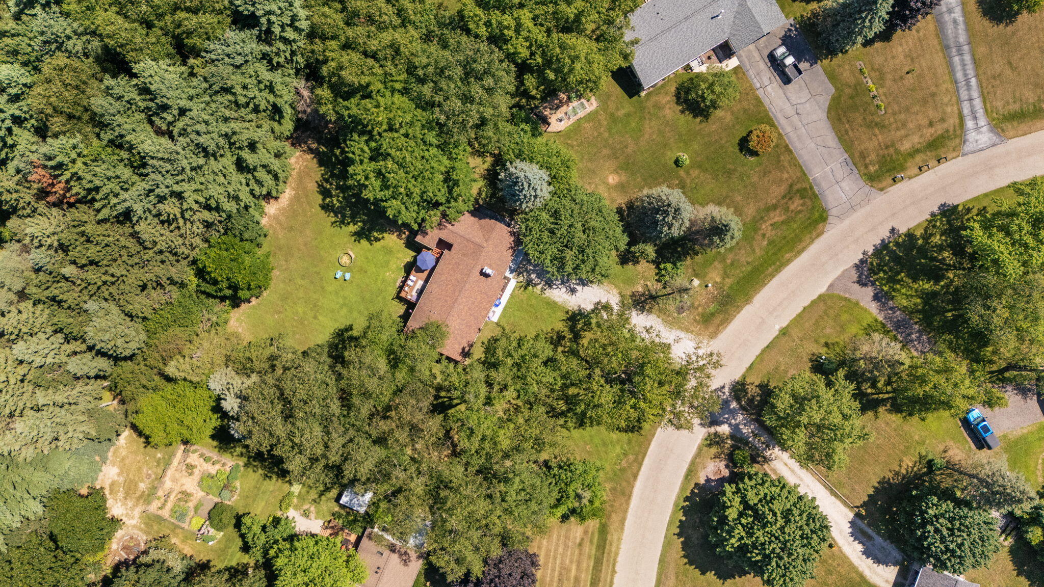 8739 Coyle Drive Pinckney, MI 48169 - Photo 56 of 64 7-web-or-mls-DJI_20250723121027_0633_D