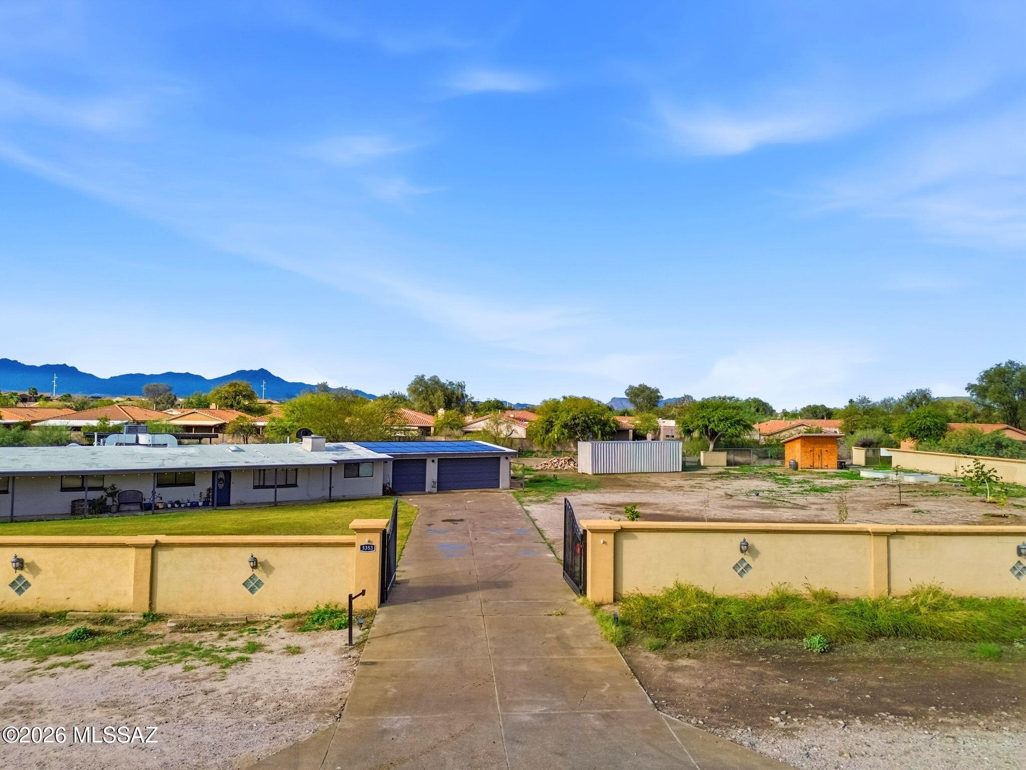 5353 North Oracle Jaynes Station Road Tucson, AZ 85704 - Photo 4 of 43
