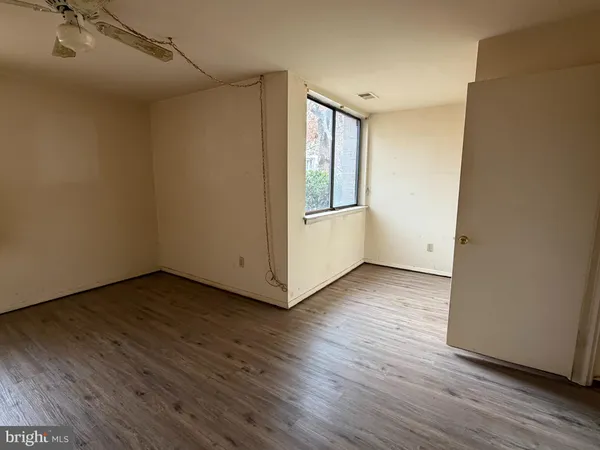 $83,000 | 3315 Huntley Square Drive, Unit T2, Temple Hills, MD 20748