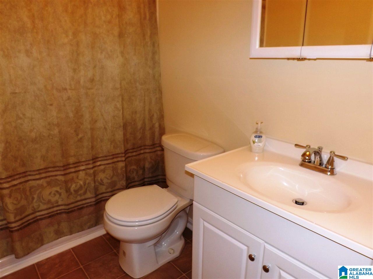 1233 26th Avenue North Bessemer, AL 35023 - Photo 10 of 25