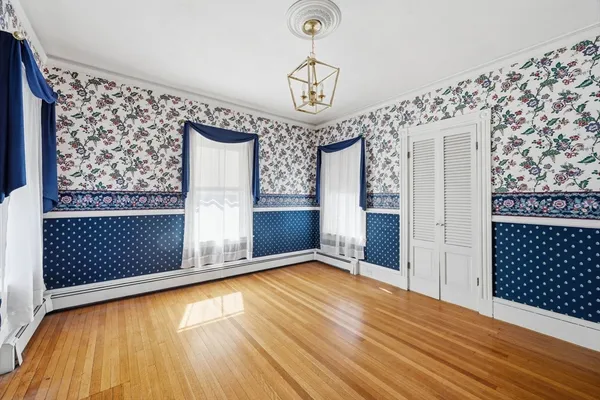 $899,000 | 11 Hampshire Street, Everett, MA 02149