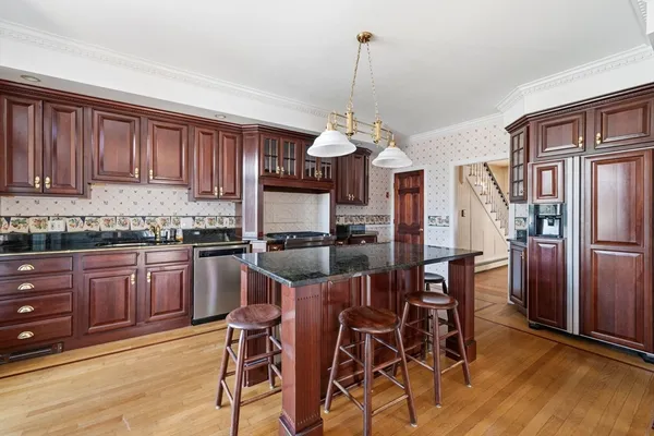 $899,000 | 11 Hampshire Street, Everett, MA 02149