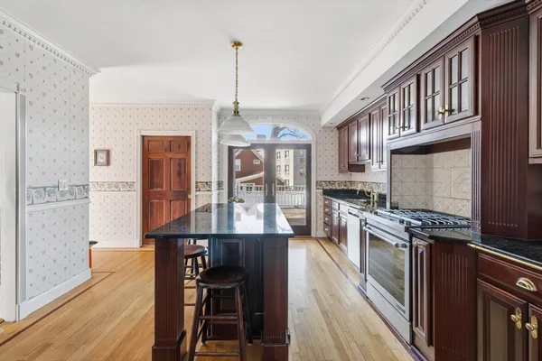 $899,000 | 11 Hampshire Street, Everett, MA 02149