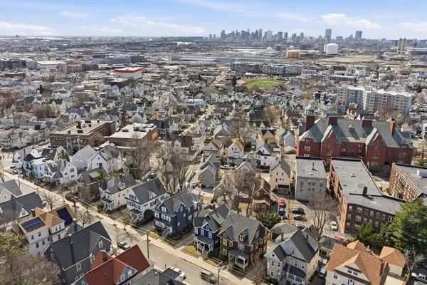 $899,000 | 11 Hampshire Street, Everett, MA 02149