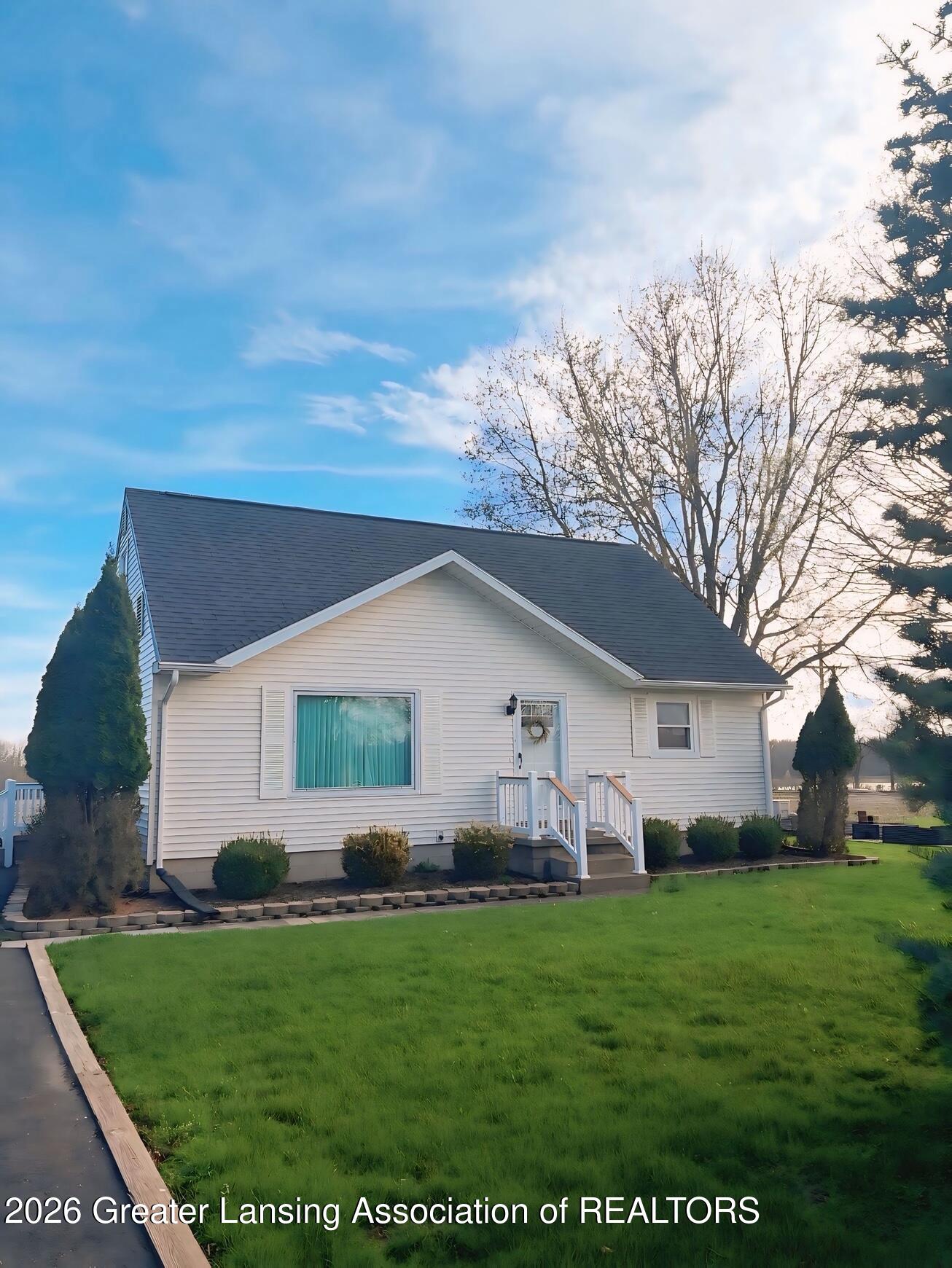 3124 East Round Lake Road Dewitt, MI 48820 - Photo 2 of 29 Round Lake Rd