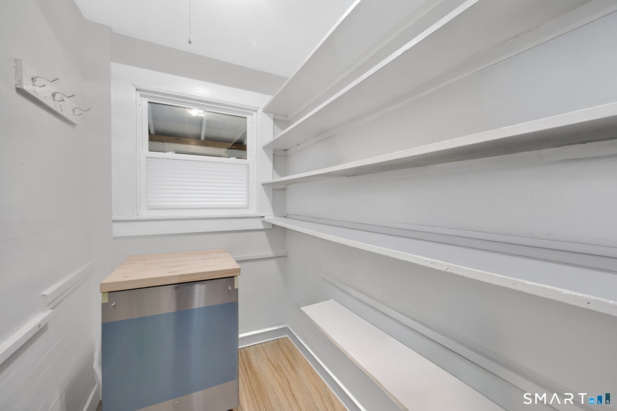 37 Bushy Hill Road Simsbury, CT 06070 - Photo 17 of 28