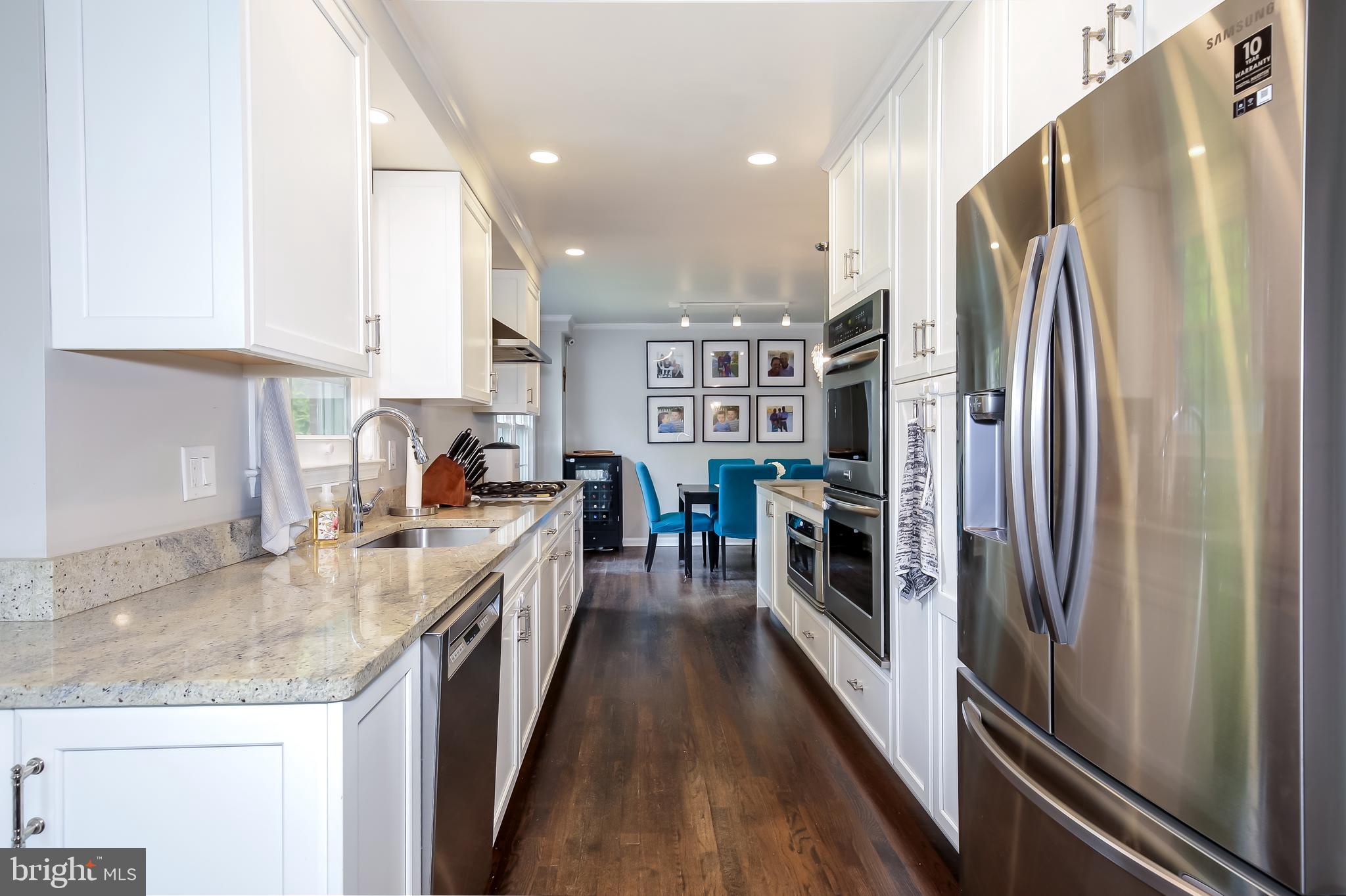 6136 Ramshorn Drive McLean, VA 22101 - Photo 11 of 38