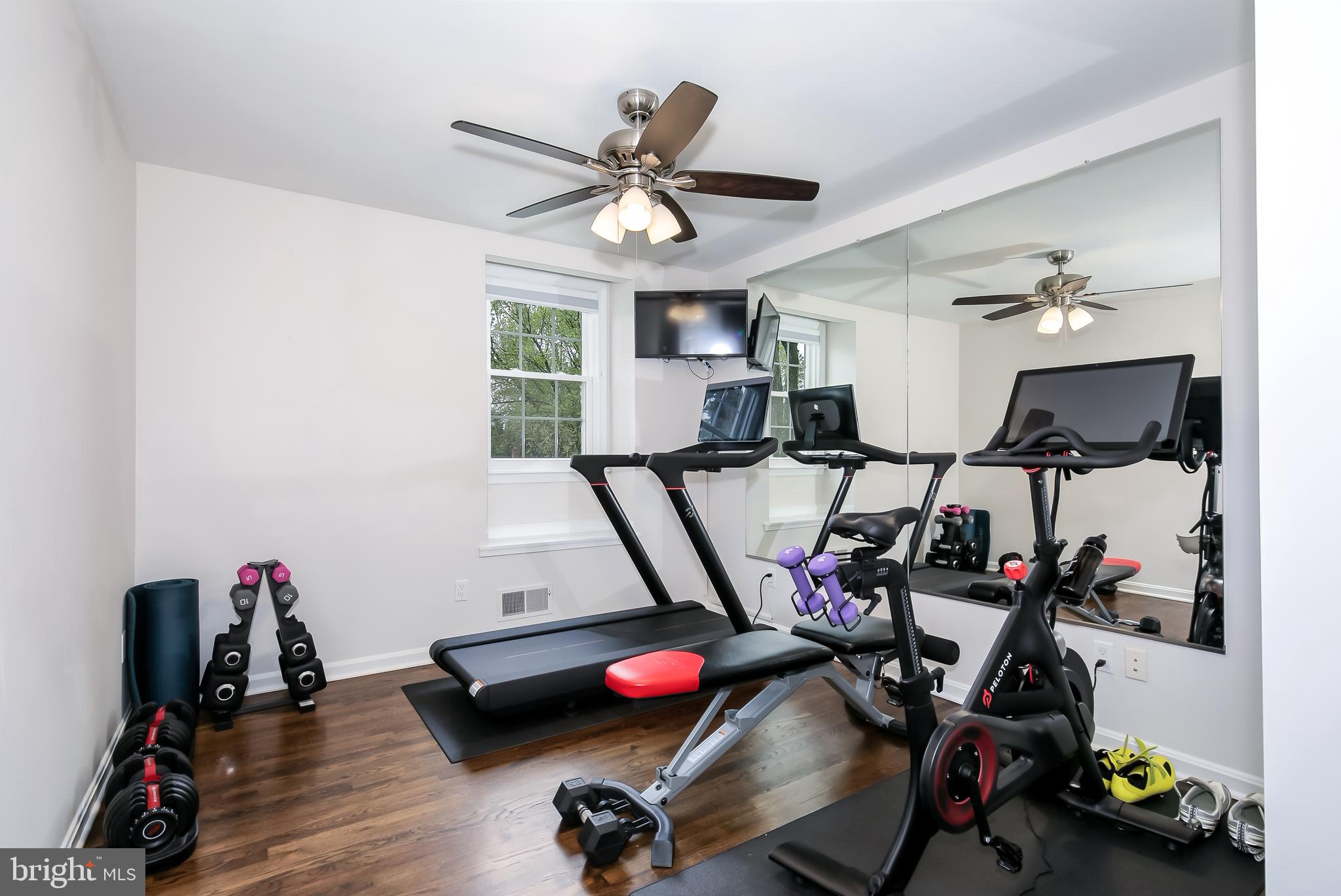 6136 Ramshorn Drive McLean, VA 22101 - Photo 19 of 38