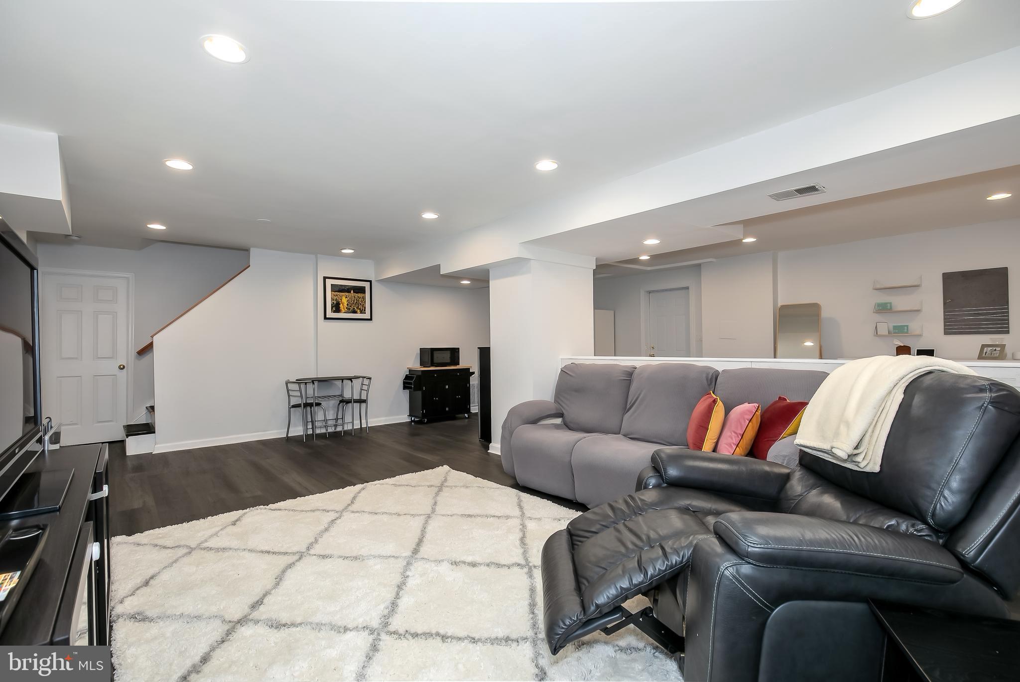 6136 Ramshorn Drive McLean, VA 22101 - Photo 25 of 38